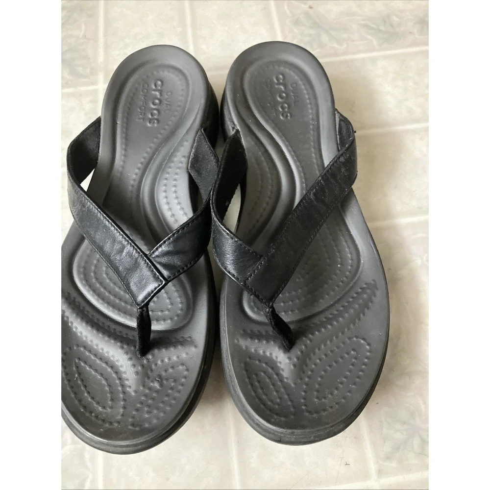 Crocs Capri Women's Black Shimmer Thong Flip Flops Sandals Size 8 - Picture 1 of 5
